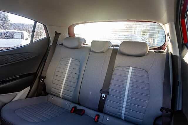 Hyundai I10 1.2 MPi Premium 5dr Dragon Red