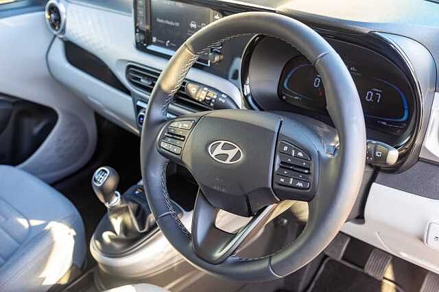 Hyundai I10 1.2 MPi Premium 5dr Dragon Red