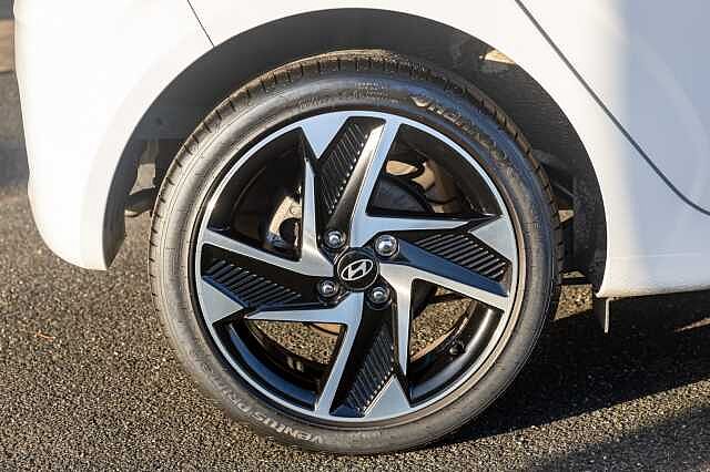 Hyundai i10 1.0 MPi Premium 5dr