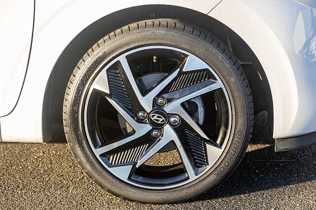 Hyundai i10 1.0 MPi Premium 5dr