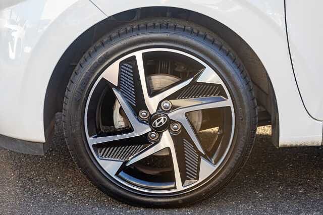 Hyundai i10 1.0 MPi Premium 5dr