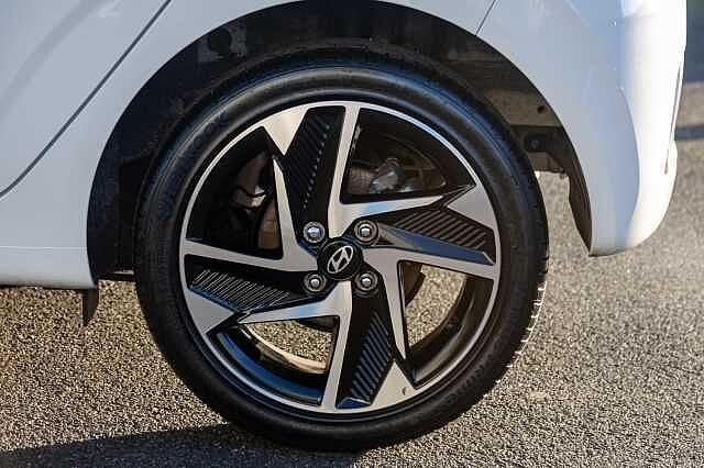 Hyundai i10 1.0 MPi Premium 5dr