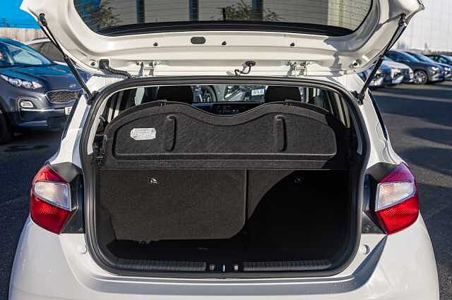 Hyundai i10 1.0 MPi Premium 5dr