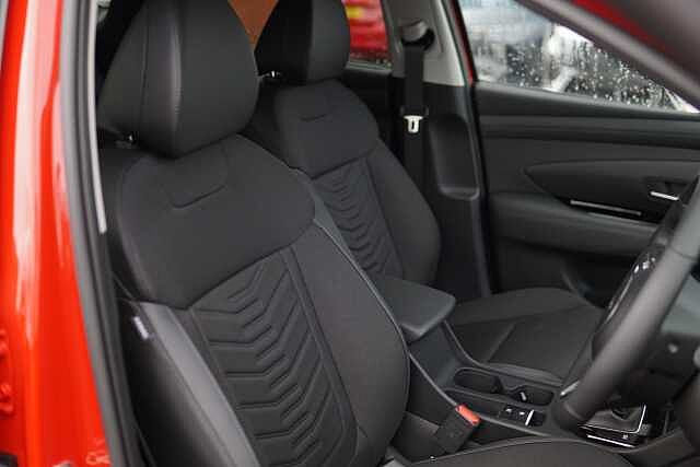 Hyundai TUCSON 1.6T Premium 5dr