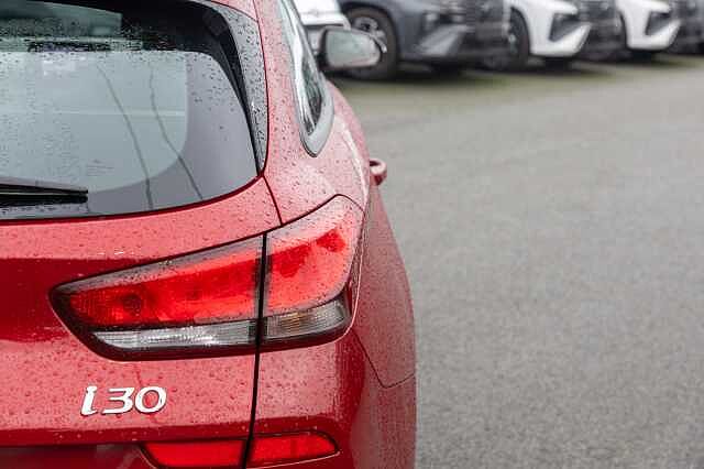 Hyundai i30 1.0T GDi SE Connect 5dr