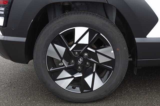 Hyundai KONA 1.6 Hybrid 129 Ultimate 5dr DCT Atlas White