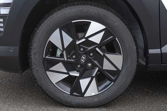 Hyundai KONA 1.6 Hybrid 129 Ultimate 5dr DCT Atlas White