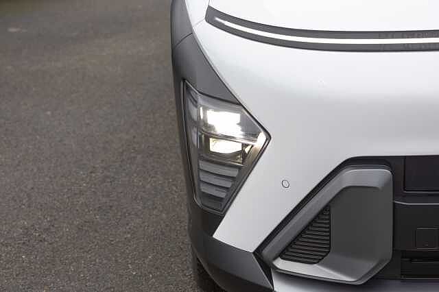 Hyundai KONA 1.6 Hybrid 129 Ultimate 5dr DCT Atlas White