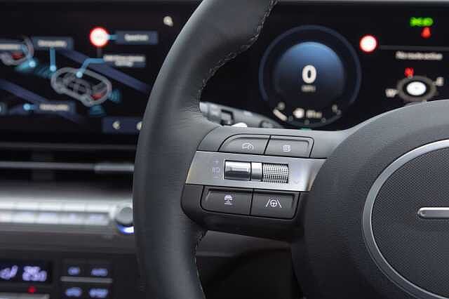 Hyundai KONA 1.6 Hybrid 129 Ultimate 5dr DCT Atlas White