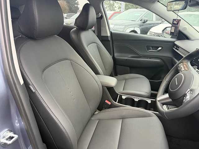 Hyundai KONA 1.6 Hybrid 129 Ultimate 5dr DCT Meta BLUE
