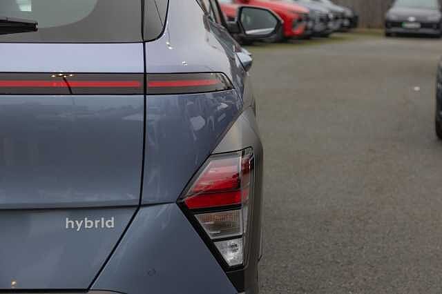 Hyundai KONA 1.6 Hybrid 129 Advance 5dr DCT Meta BLUE
