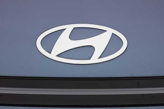 Hyundai KONA 1.6 Hybrid 129 Advance 5dr DCT Meta BLUE