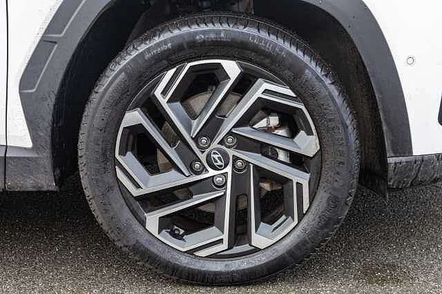 Hyundai TUCSON 1.6T Hybrid Ultimate 5dr Auto Atlas White