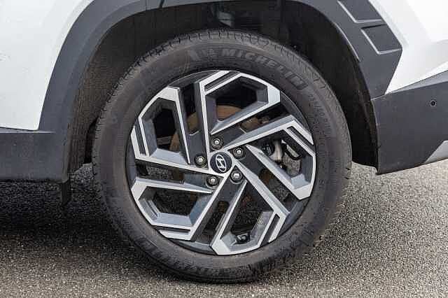 Hyundai TUCSON 1.6T Hybrid Ultimate 5dr Auto Atlas White