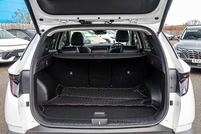 Hyundai TUCSON 1.6T Hybrid Ultimate 5dr Auto Atlas White