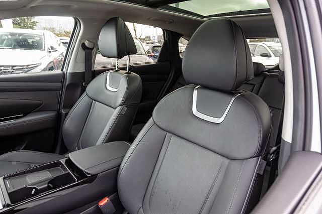 Hyundai TUCSON 1.6T Hybrid Ultimate 5dr Auto Atlas White
