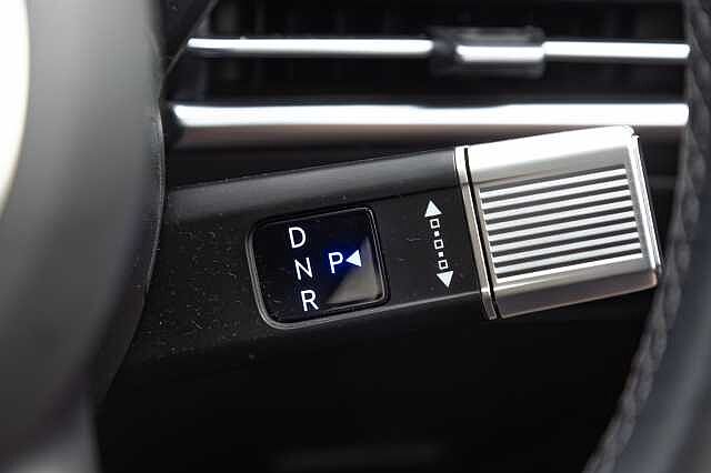 Hyundai TUCSON 1.6T Hybrid Ultimate 5dr Auto Atlas White