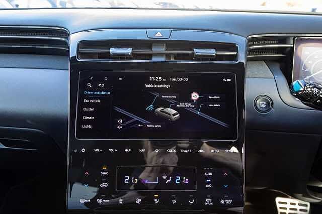 Hyundai TUCSON 1.6 TGDi Plug-in Hybrid N Line 5dr 4WD Auto Shadow Grey