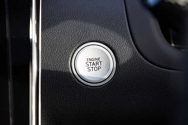 Hyundai TUCSON 1.6 TGDi Hybrid 230 Ultimate 5dr 2WD Auto Sunset Red