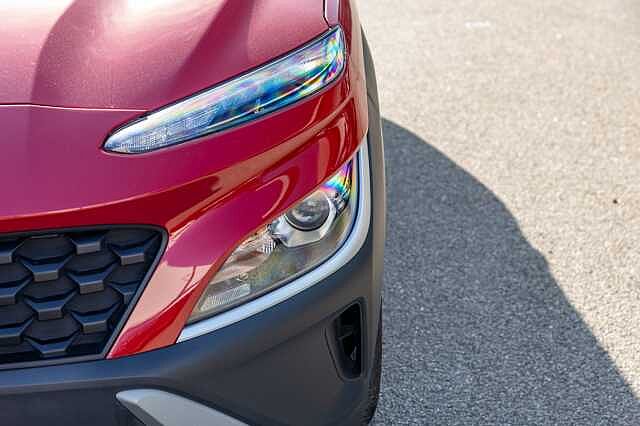 Hyundai KONA 1.6 GDi Hybrid SE Connect 5dr DCT Red