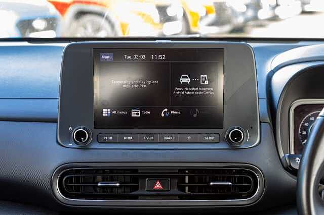 Hyundai KONA 1.6 GDi Hybrid SE Connect 5dr DCT Red