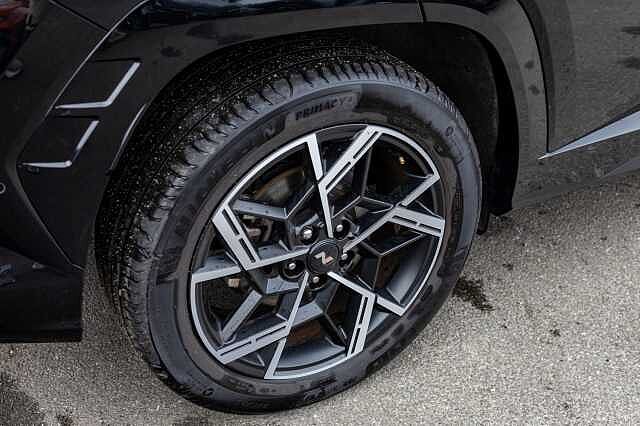 Hyundai TUCSON 1.6T Hybrid N Line S 5dr Auto Abyss Black
