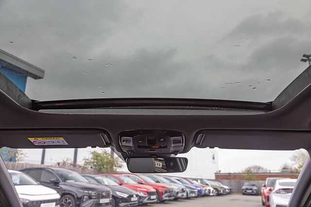 Hyundai TUCSON 1.6T Hybrid N Line S 5dr Auto Abyss Black