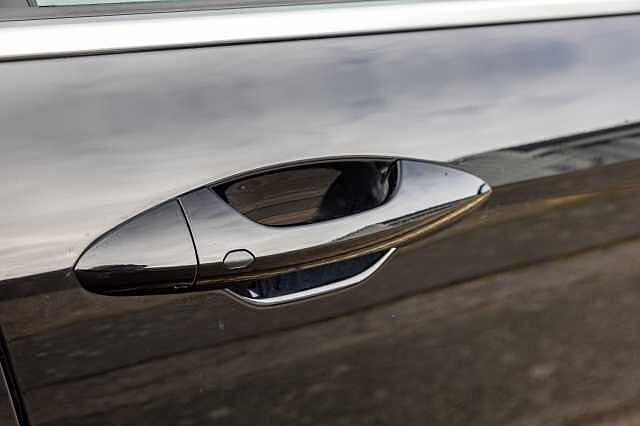 Hyundai KONA 1.6T 138 Advance 5dr Abyss Black