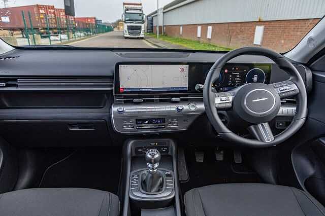 Hyundai KONA 1.6T 138 Advance 5dr Abyss Black