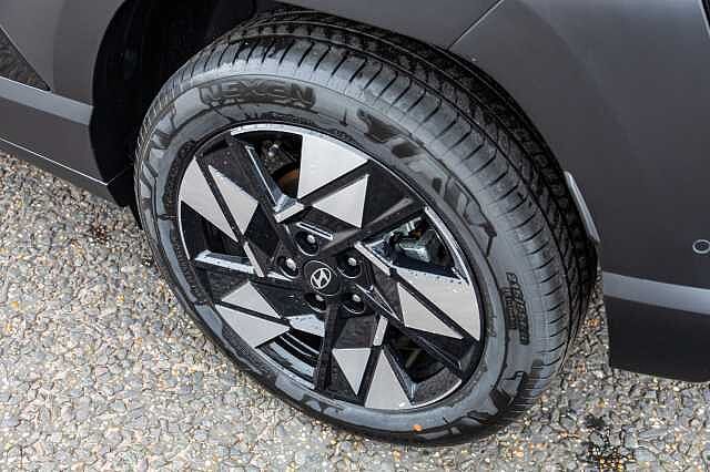 Hyundai KONA 1.0T 100 Ultimate 5dr Abyss Black