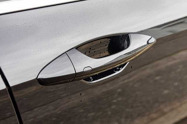 Hyundai KONA 1.0T 100 Ultimate 5dr Abyss Black