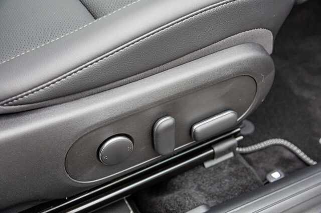 Hyundai KONA 1.0T 100 Ultimate 5dr Abyss Black