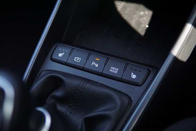 Hyundai BAYON 1.0 TGDi Ultimate 5dr Mangrove Green