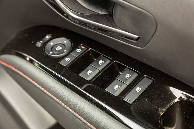 Hyundai TUCSON 1.6T Hybrid N Line S 5dr Auto Shimmering Silver