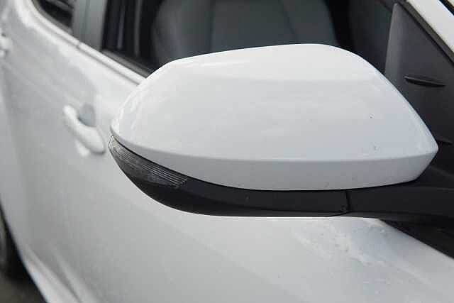 Toyota Yaris 1.5 Hybrid Excel 5dr CVT