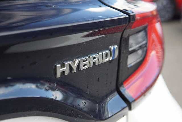 Toyota Yaris 1.5 Hybrid Excel 5dr CVT