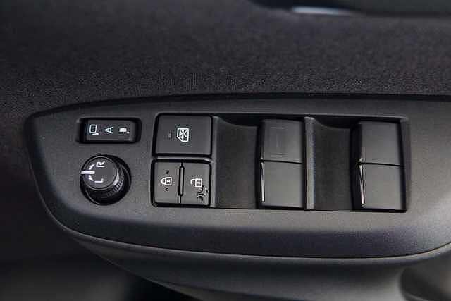 Toyota Yaris 1.5 Hybrid Excel 5dr CVT