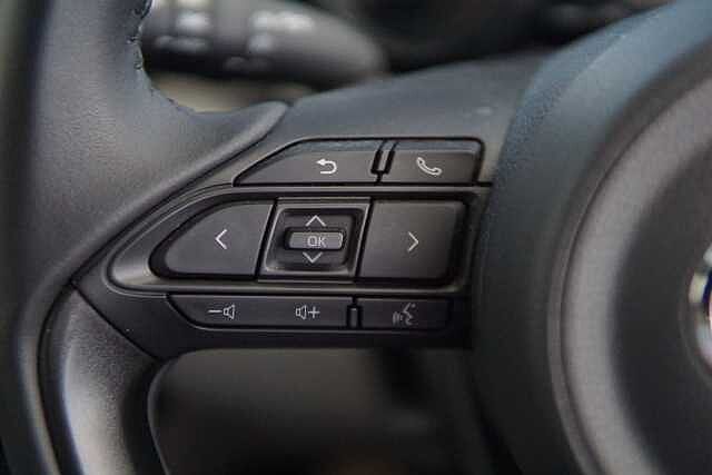 Toyota Yaris 1.5 Hybrid Excel 5dr CVT