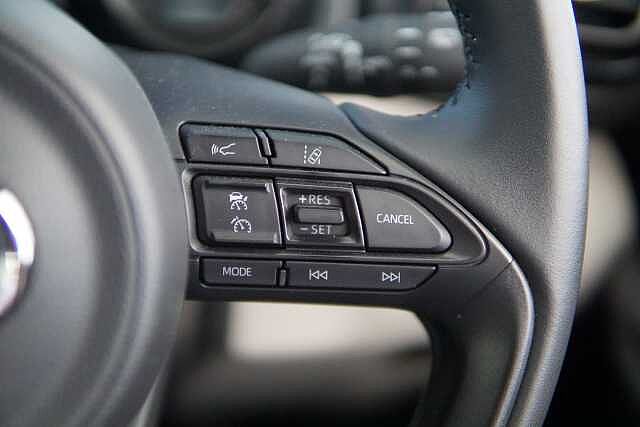 Toyota Yaris 1.5 Hybrid Excel 5dr CVT