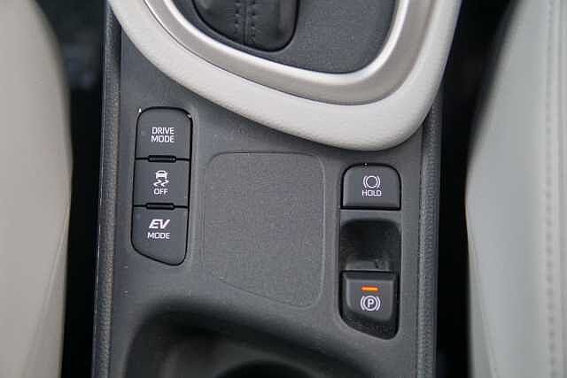 Toyota Yaris 1.5 Hybrid Excel 5dr CVT