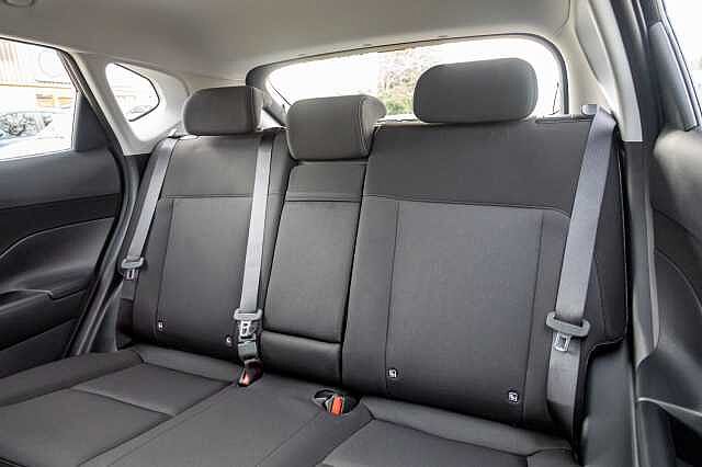 Hyundai KONA 1.6T 138 Advance 5dr