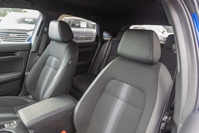 Honda Civic 2.0 eHEV Sport 5dr CVT