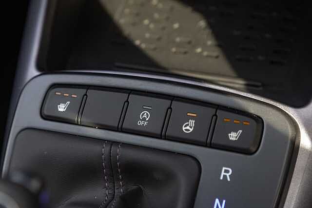 Hyundai i10 1.2 [79] Premium 5dr Auto [Nav]