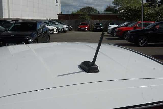 Hyundai I10 1.0 [63] Advance 5dr Auto [Nav] Polar White