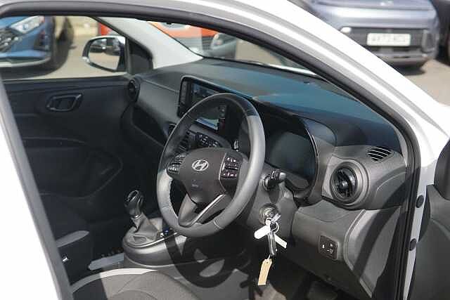Hyundai I10 1.0 [63] Advance 5dr Auto [Nav] Polar White