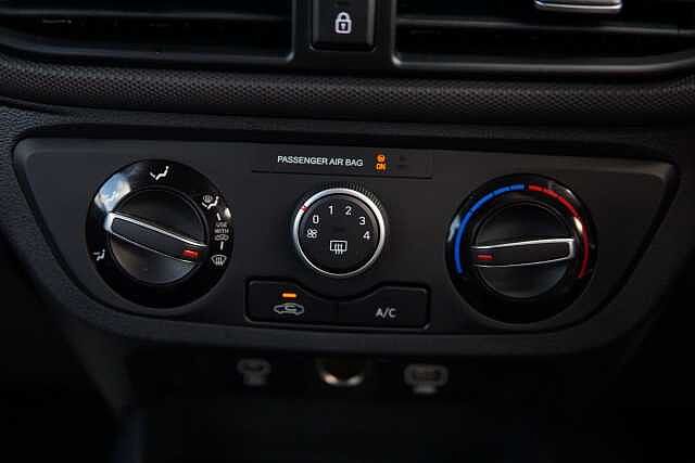 Hyundai I10 1.0 [63] Advance 5dr Auto [Nav] Polar White