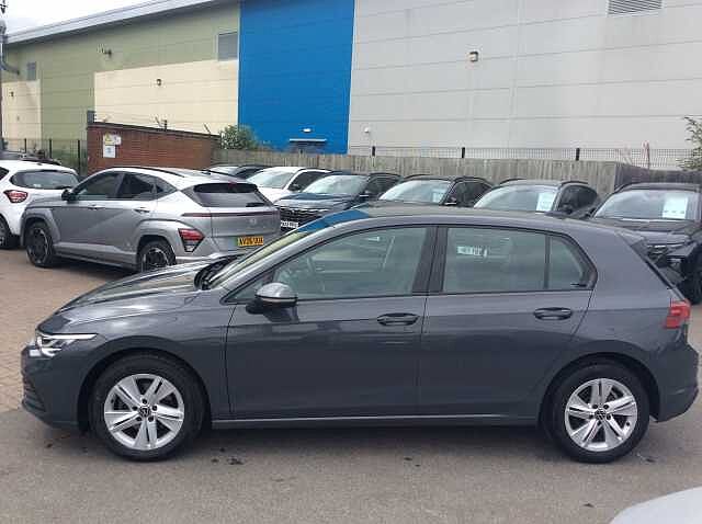 Volkswagen Golf 2.0 TDI Life 5dr DSG