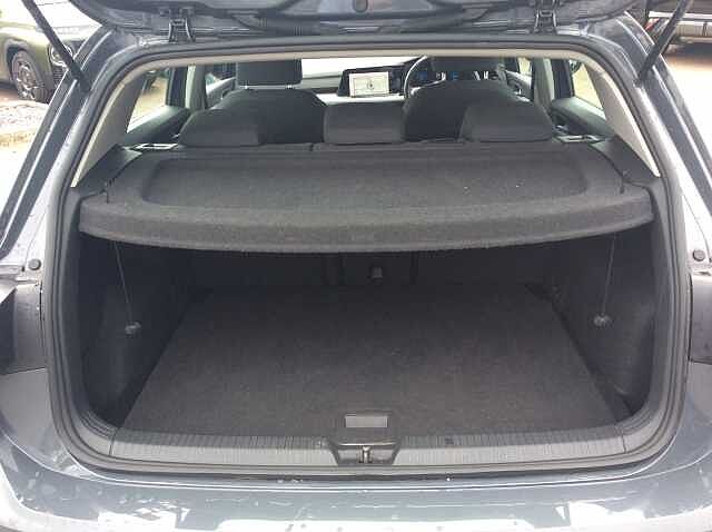 Volkswagen Golf 2.0 TDI Life 5dr DSG