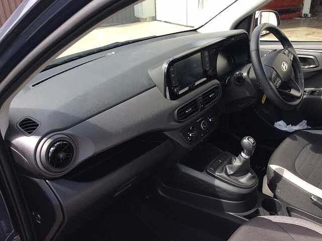 Hyundai i10 1.0 Advance 5dr