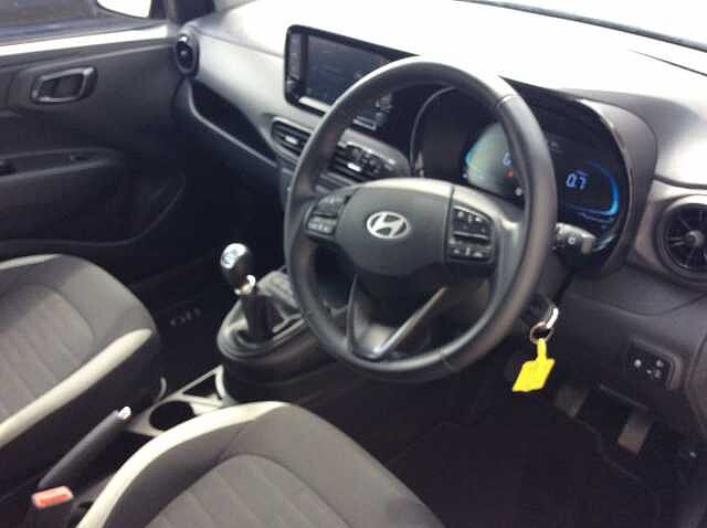 Hyundai i10 1.0 Advance 5dr